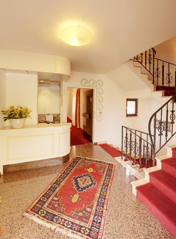 Hotel Garni Hubertus 티롤로 외부 사진